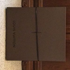 Louis Vuitton Neverfull Box